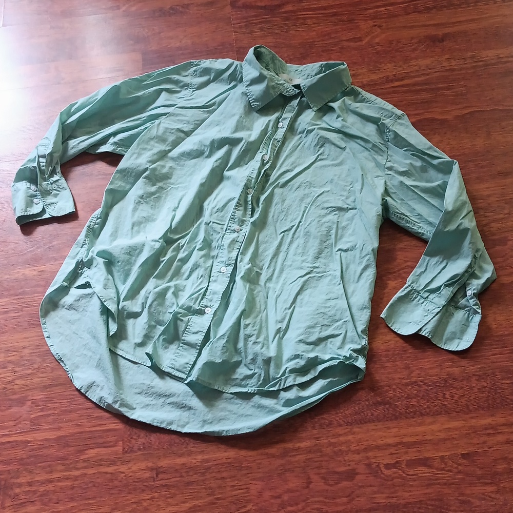 Button‎ down shirt
